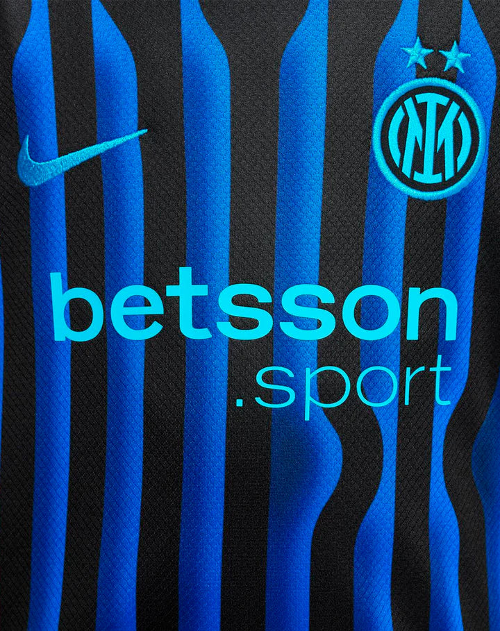 INT Kids Kit Home 25/26