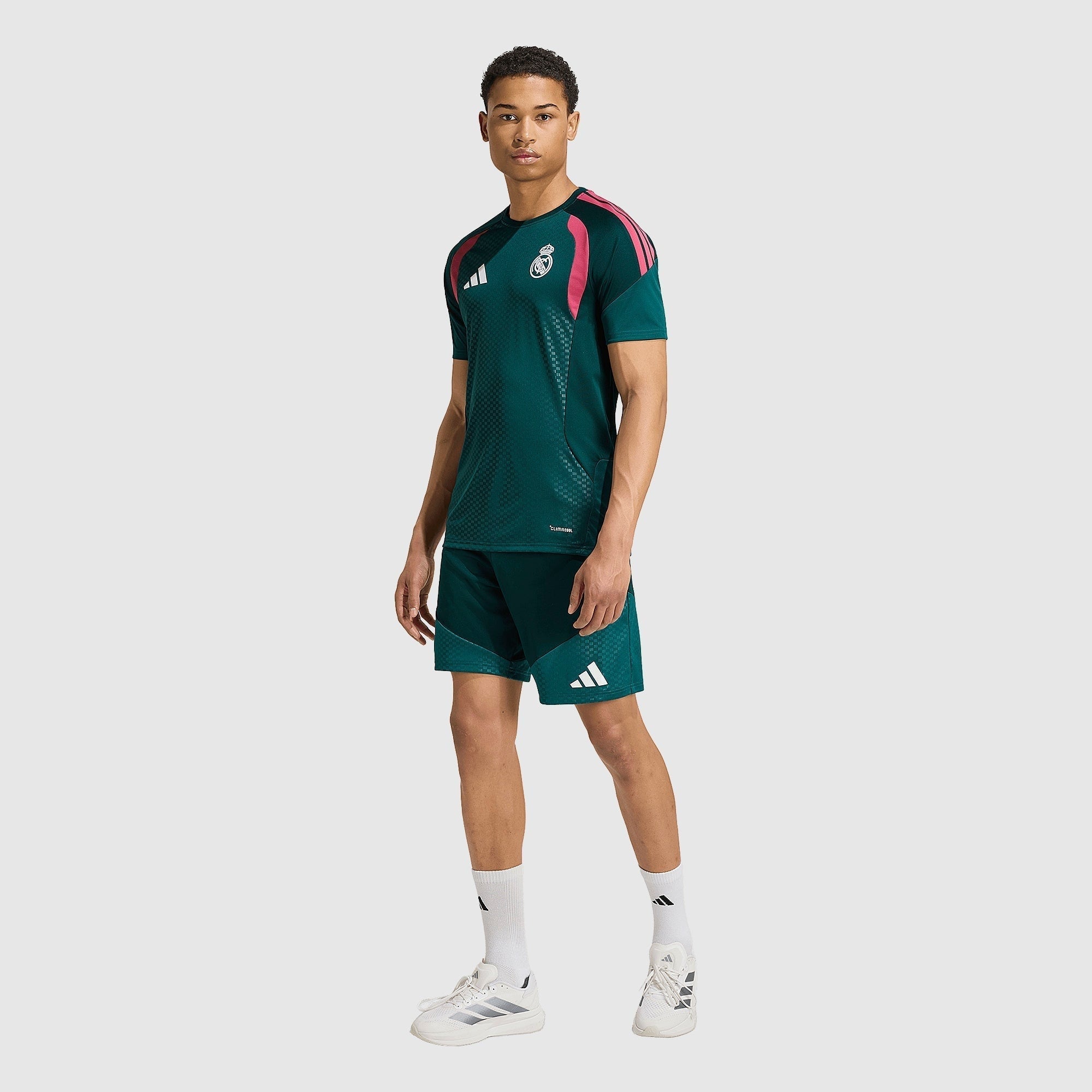 REA Training Top 26/27 — image 3