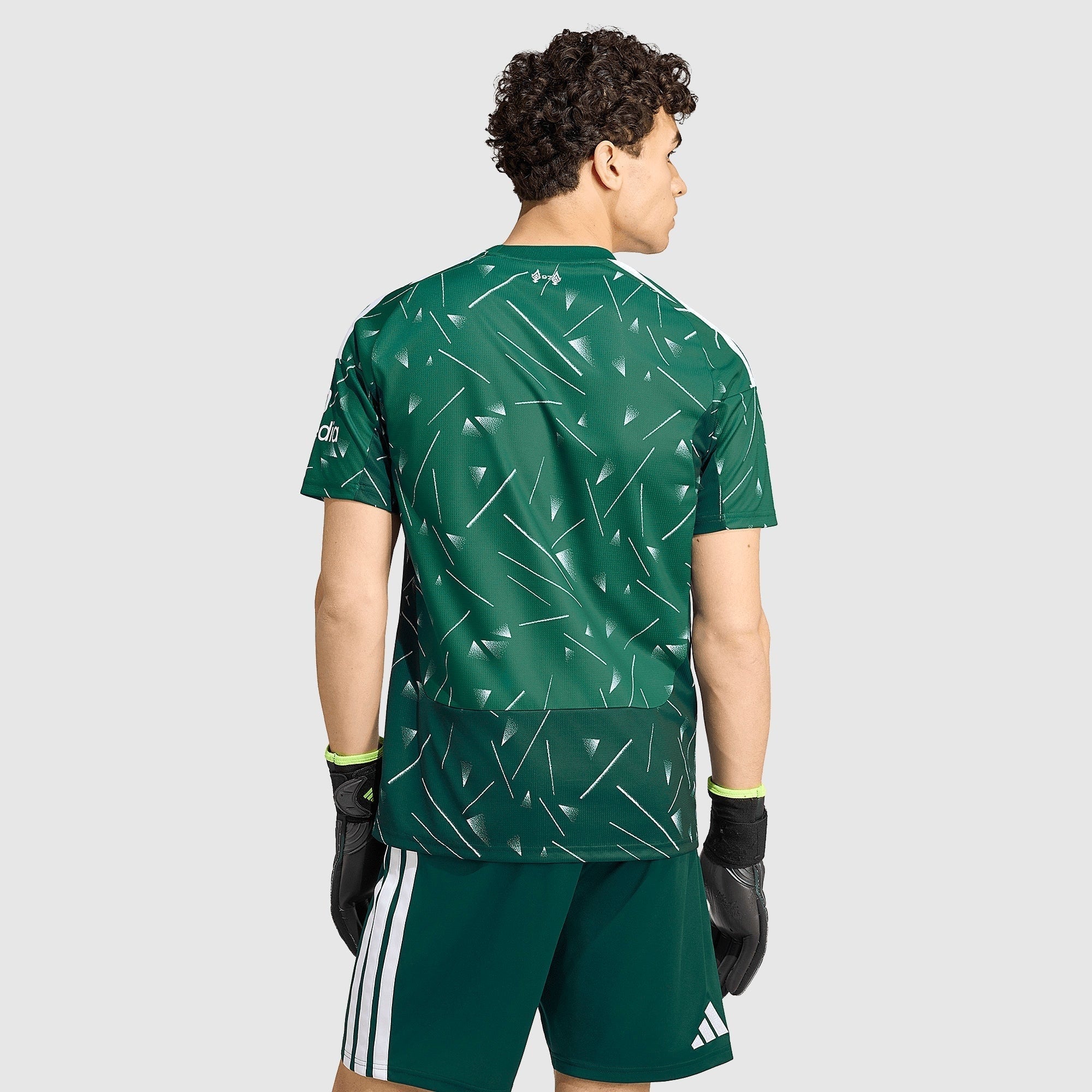 LIV Jersey Goalkeeper 26/27 — image 3