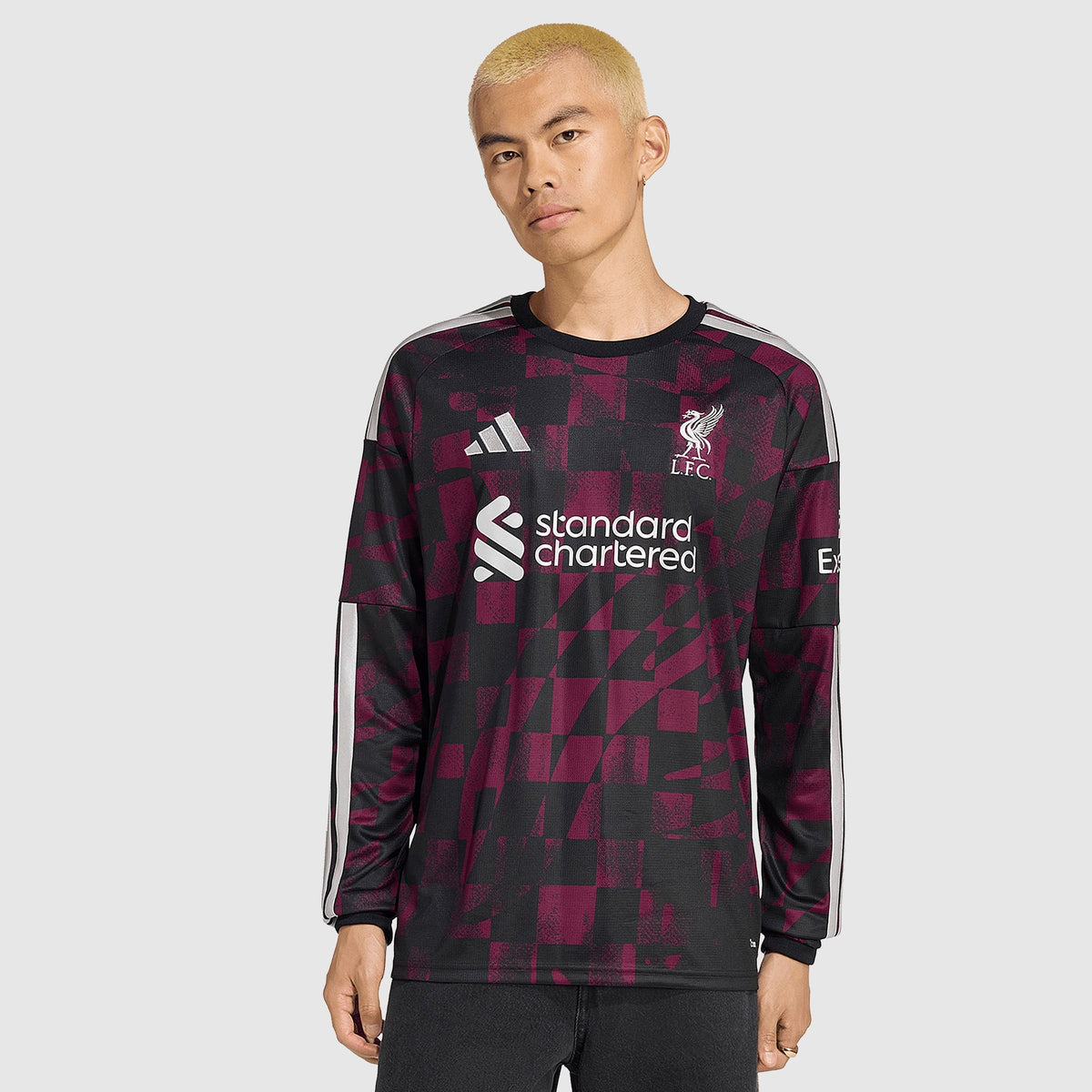 Liverpool Third 26/27 fan Detail