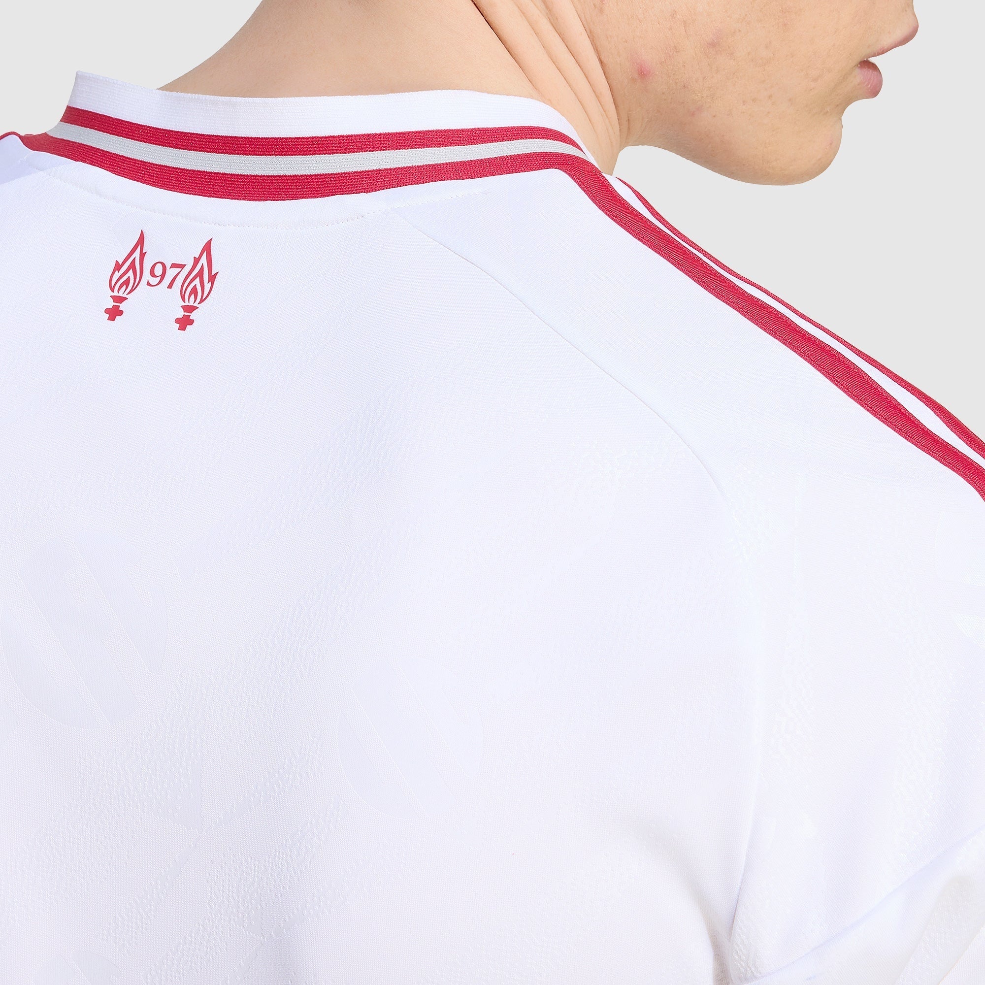 LIV Jersey Away 26/27 - image 5