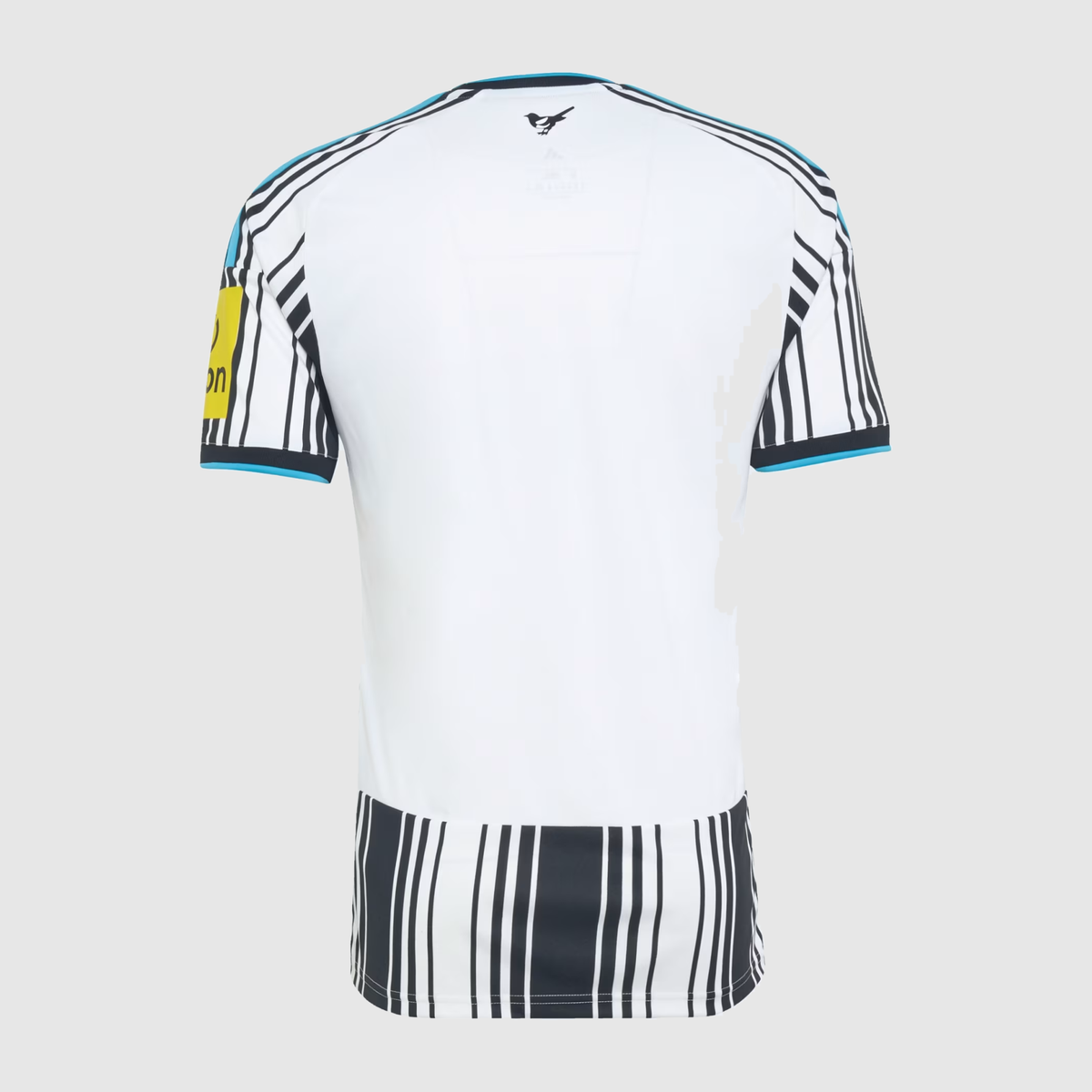 Newcastle Home 26/27 fan Detail
