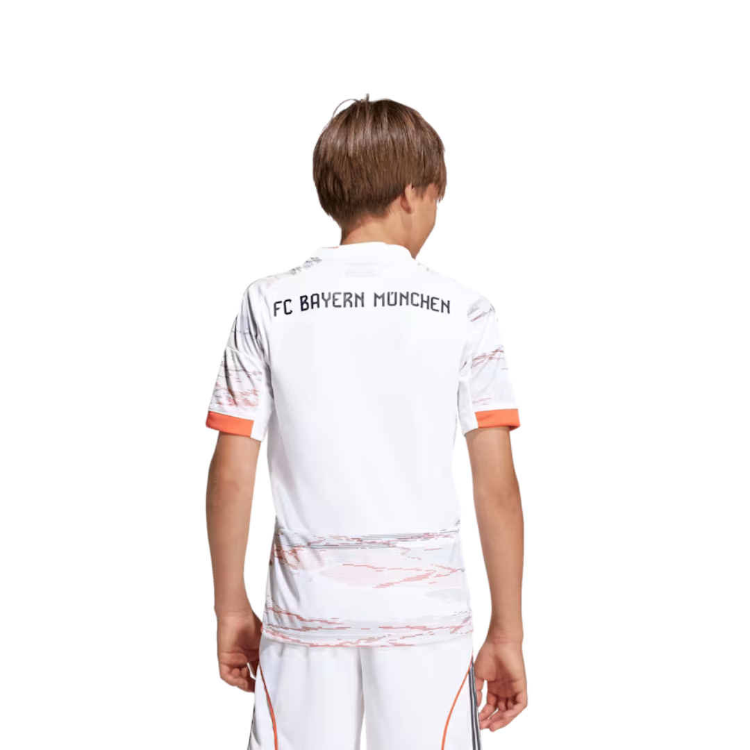 BAY Kit Bambino Away 25/26